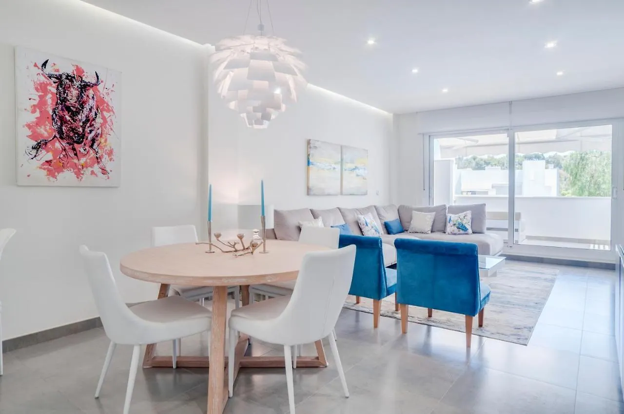 Exclusive Penthouse Walking Distance To Puerto Banus Apartment Marbella