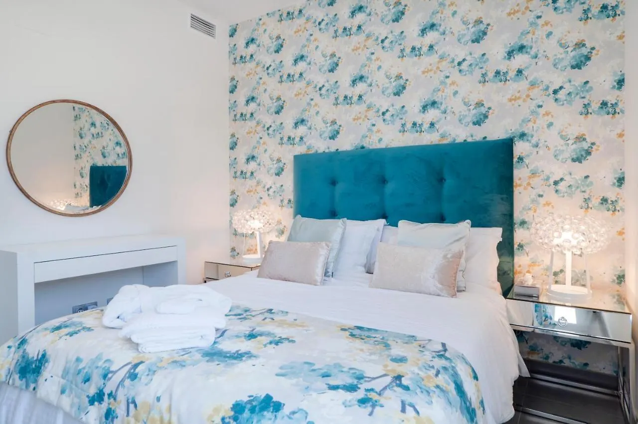 Exclusive Penthouse Walking Distance To Puerto Banus Apartment Marbella