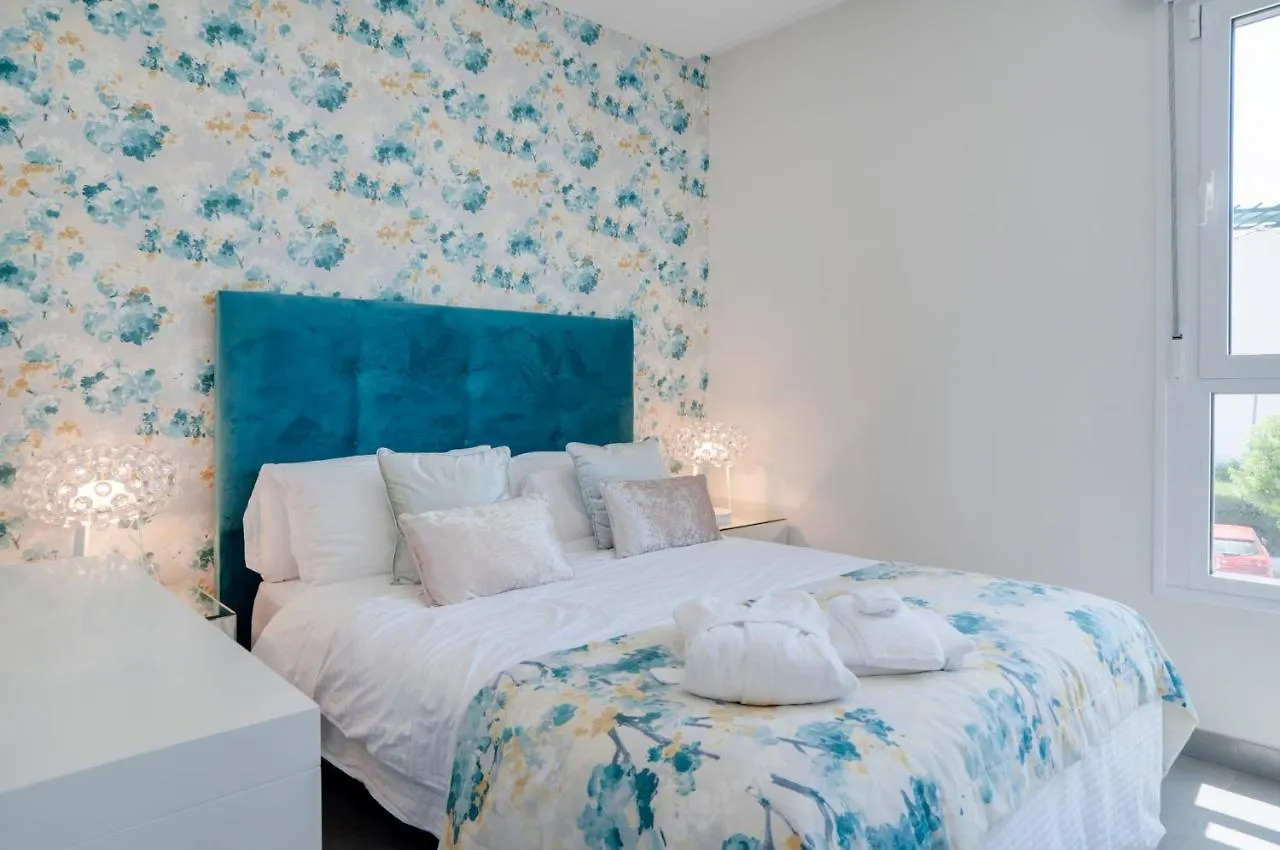 Exclusive Penthouse Walking Distance To Puerto Banus Apartment Marbella